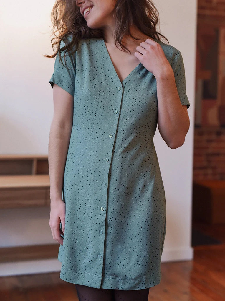 Robe Boutonnée Olivia à Pois Bleus