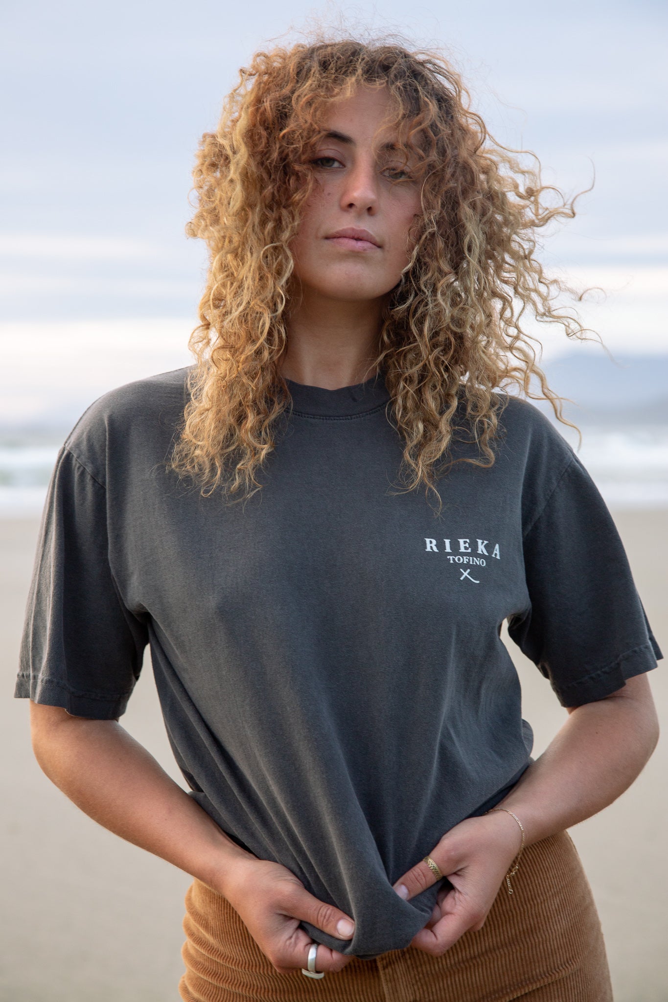 Rieka pray t-shirt