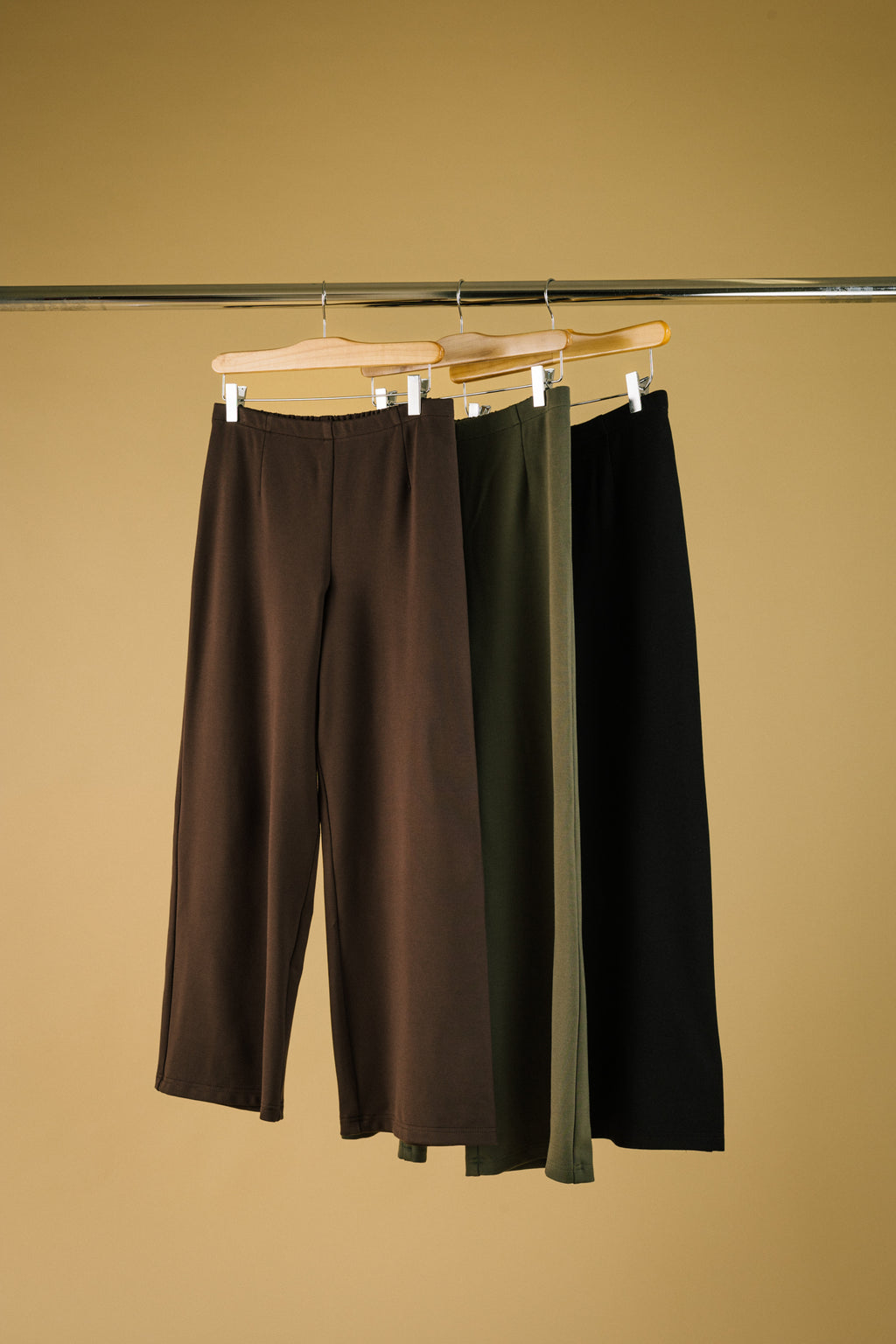 Pantalon Flare chocolat Mercedes Morin - Vue de face