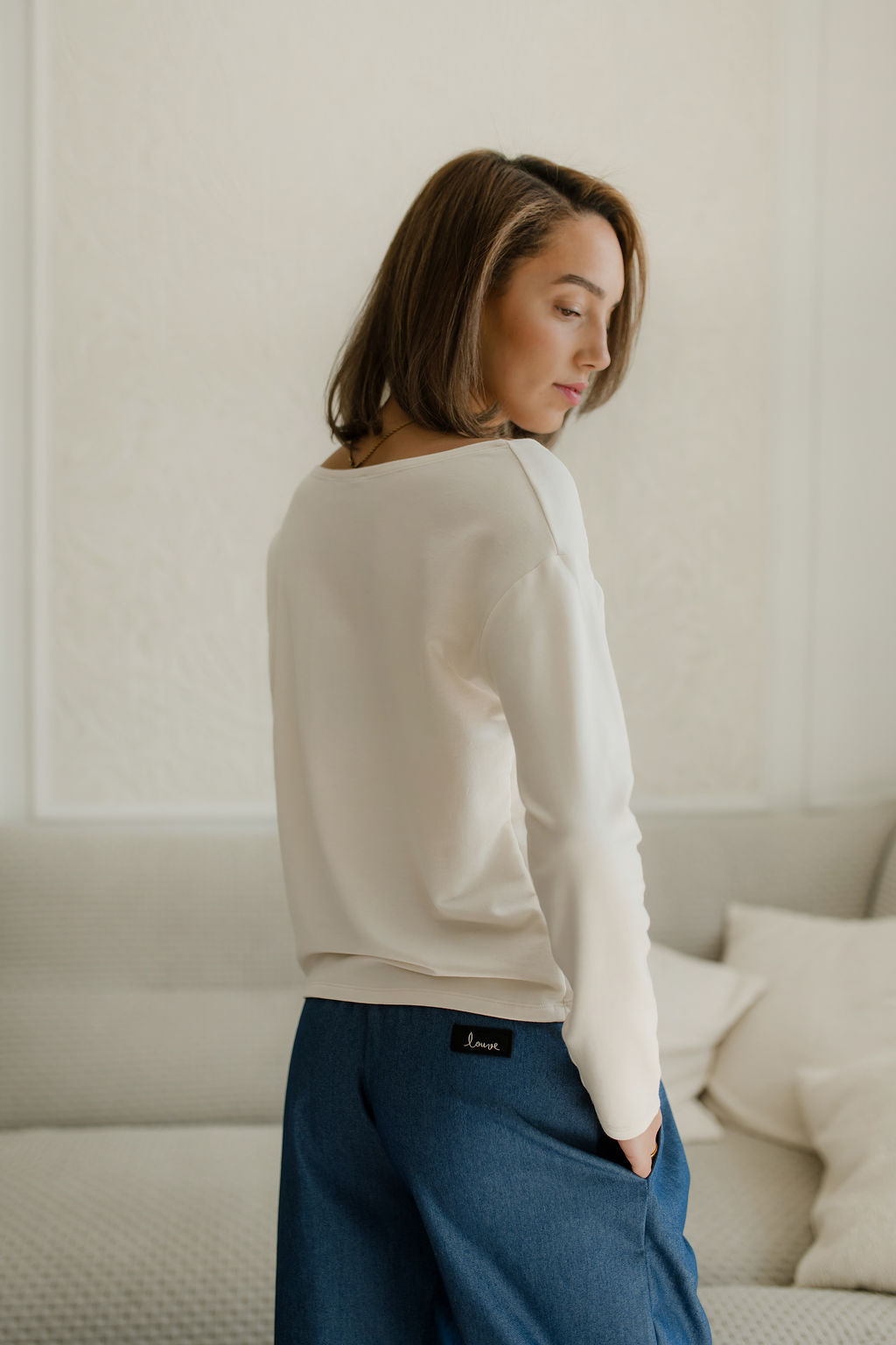 Tricot à épaules nues