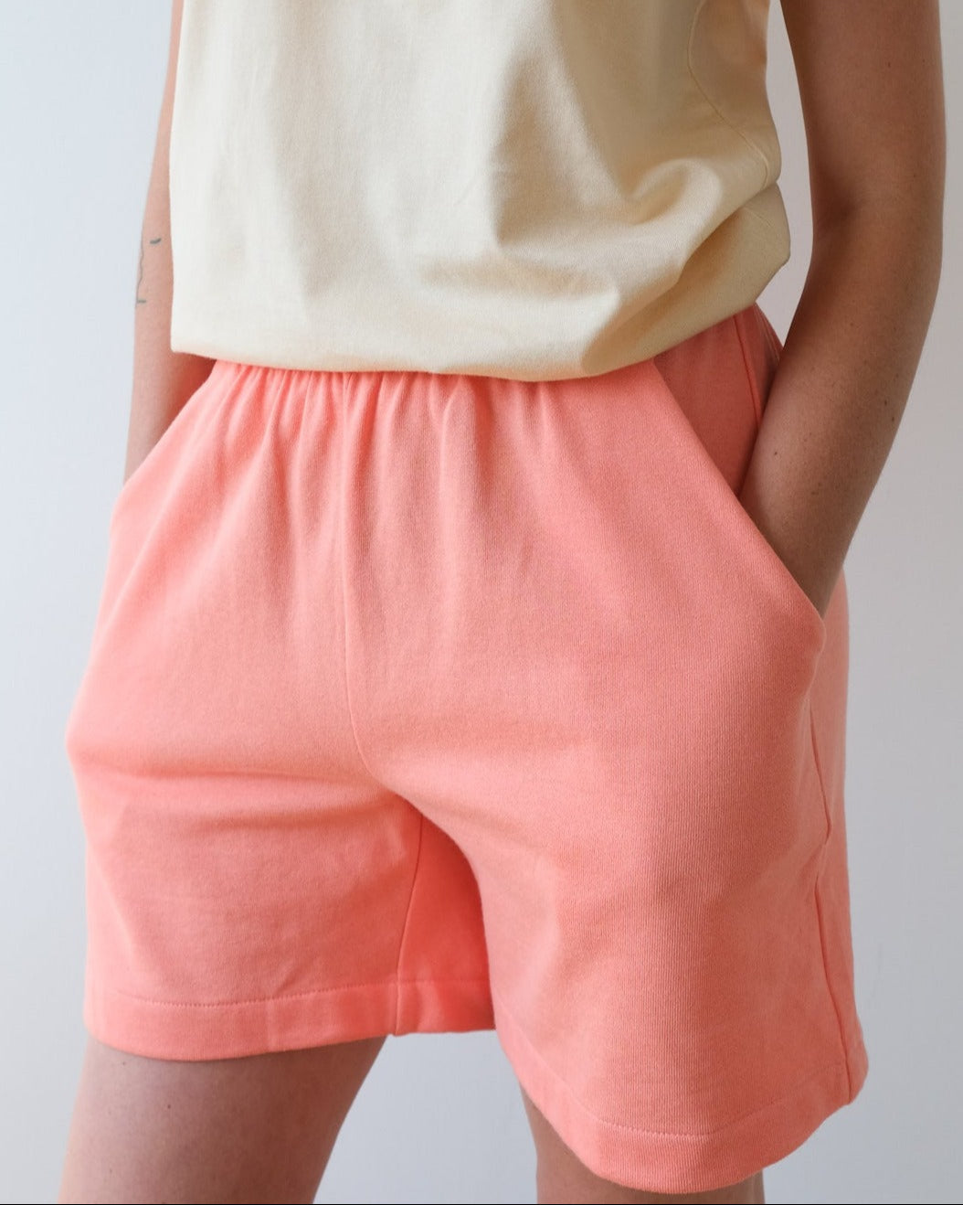 Short de tricot unisexe rose lilas