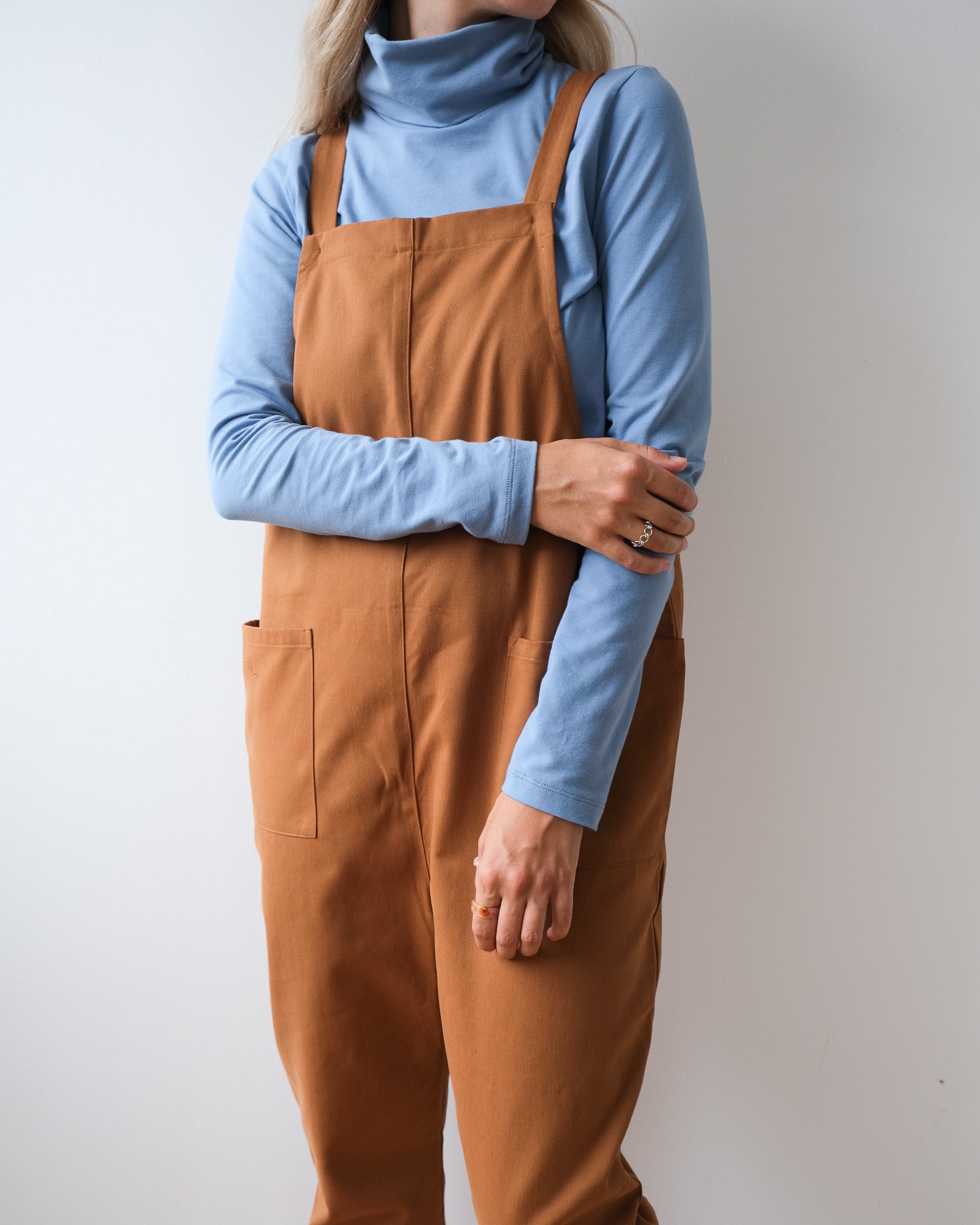 Col roulé bleu baltique
