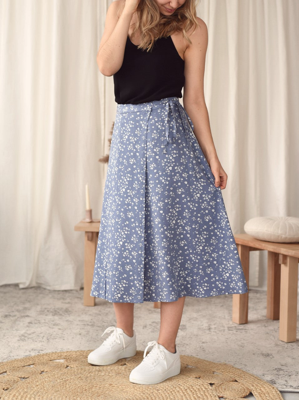 Jupe Midi Enveloppante Fleurie Bleue