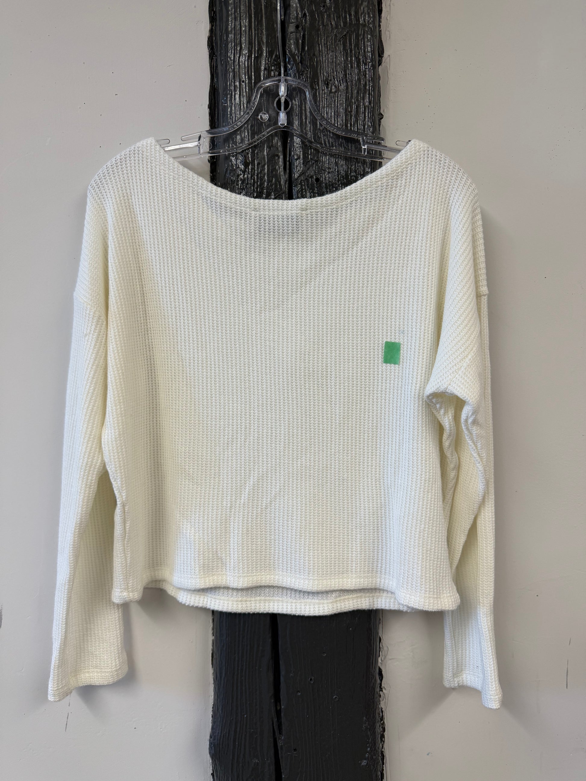 Tricot à épaules nues