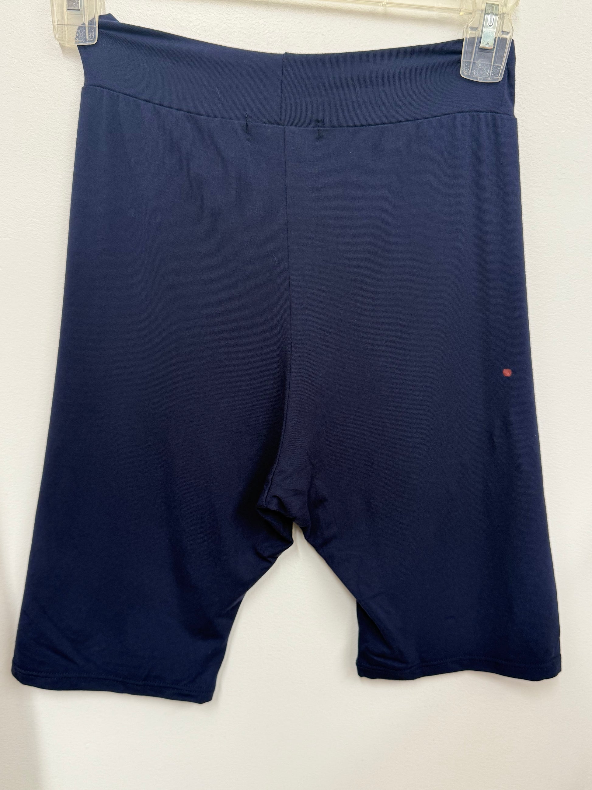 Short cycliste bleu marine
