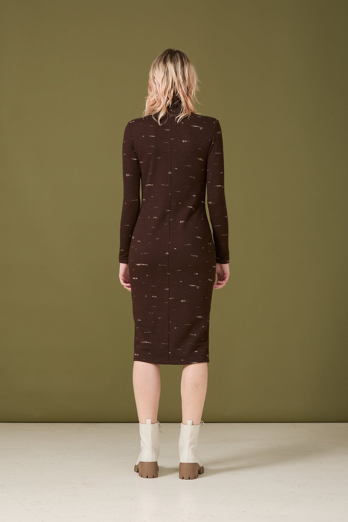 cokluch-robe-jane-ganache-ah2324