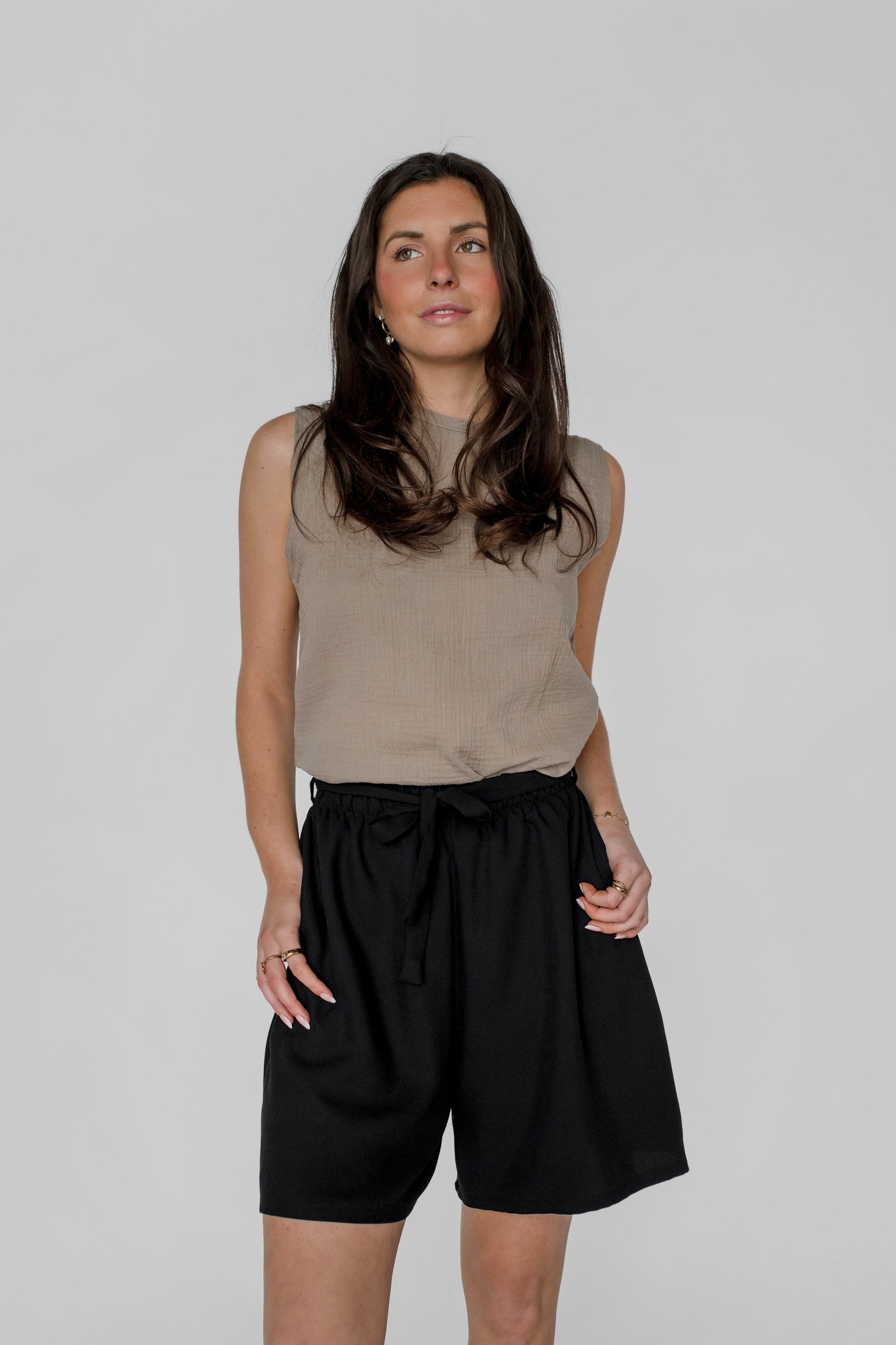 Haut gauze texturée (vert kaki et beige)