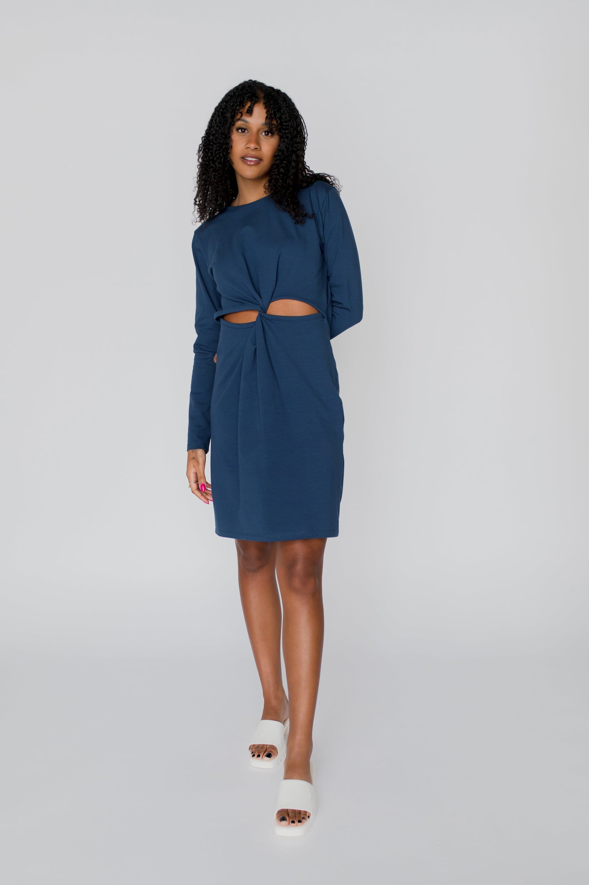 Robe à Manches Longues Twisted