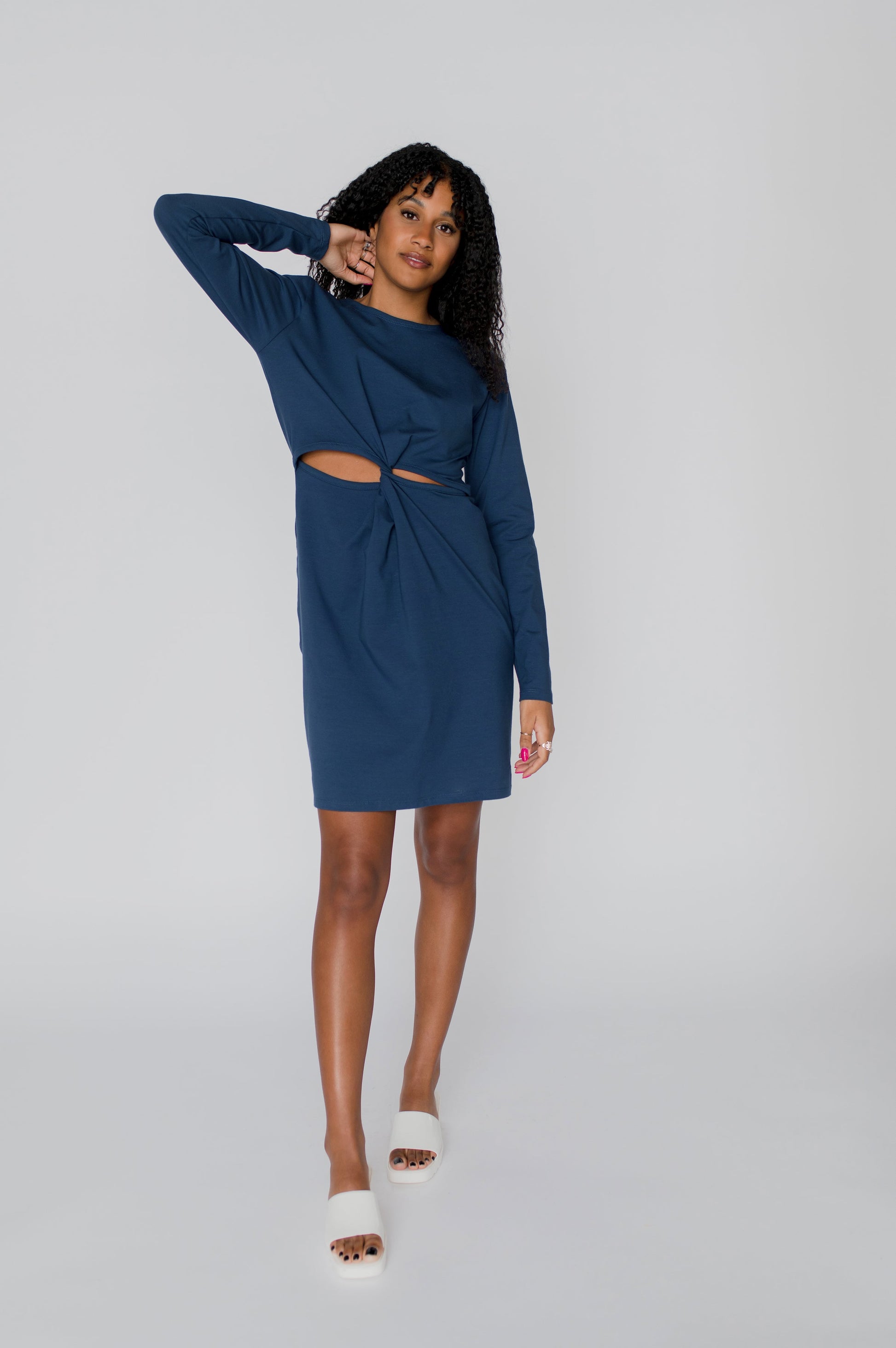 Robe à Manches Longues Twisted