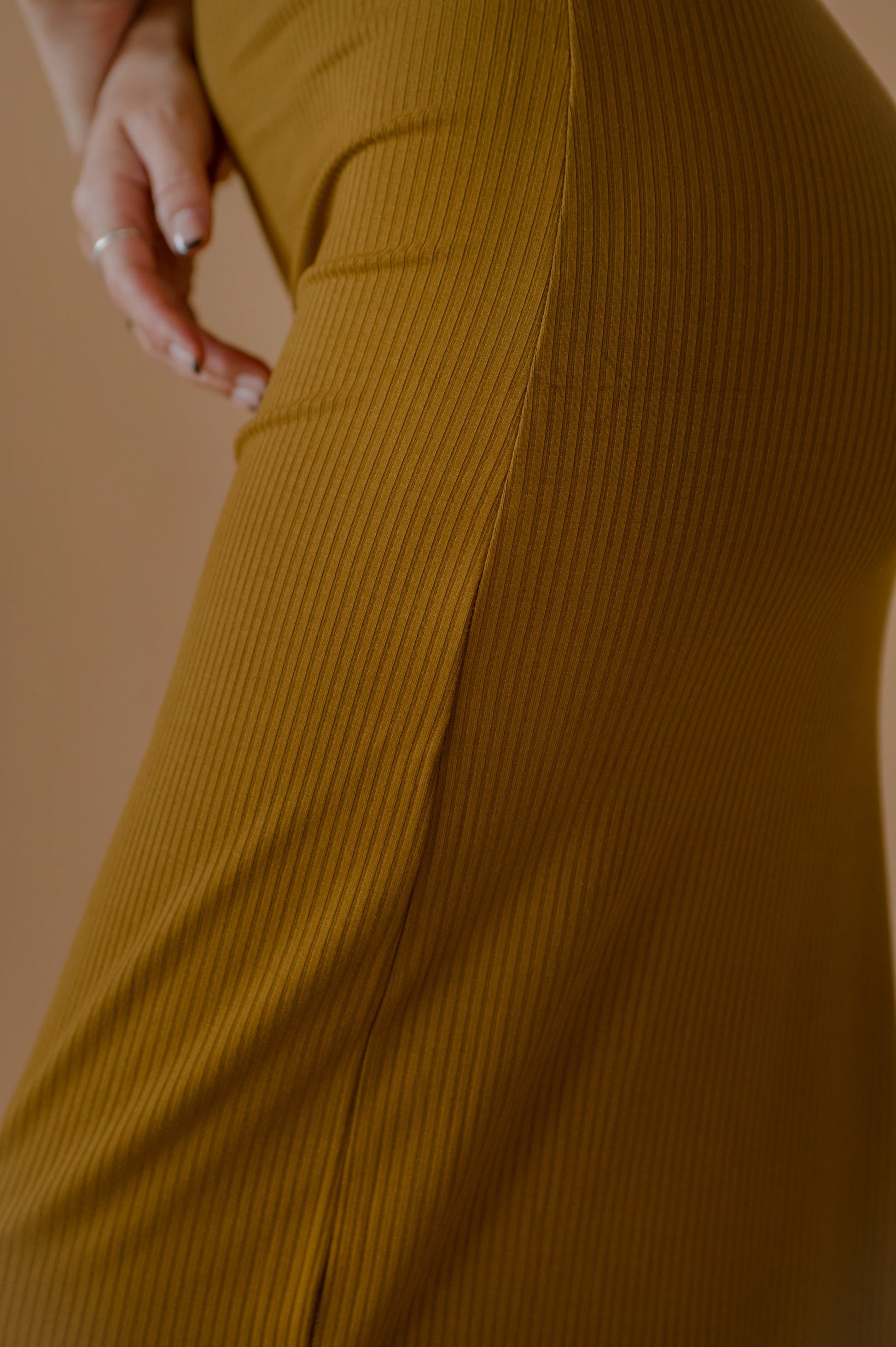 Robe bodycon maxi côtelée élégante