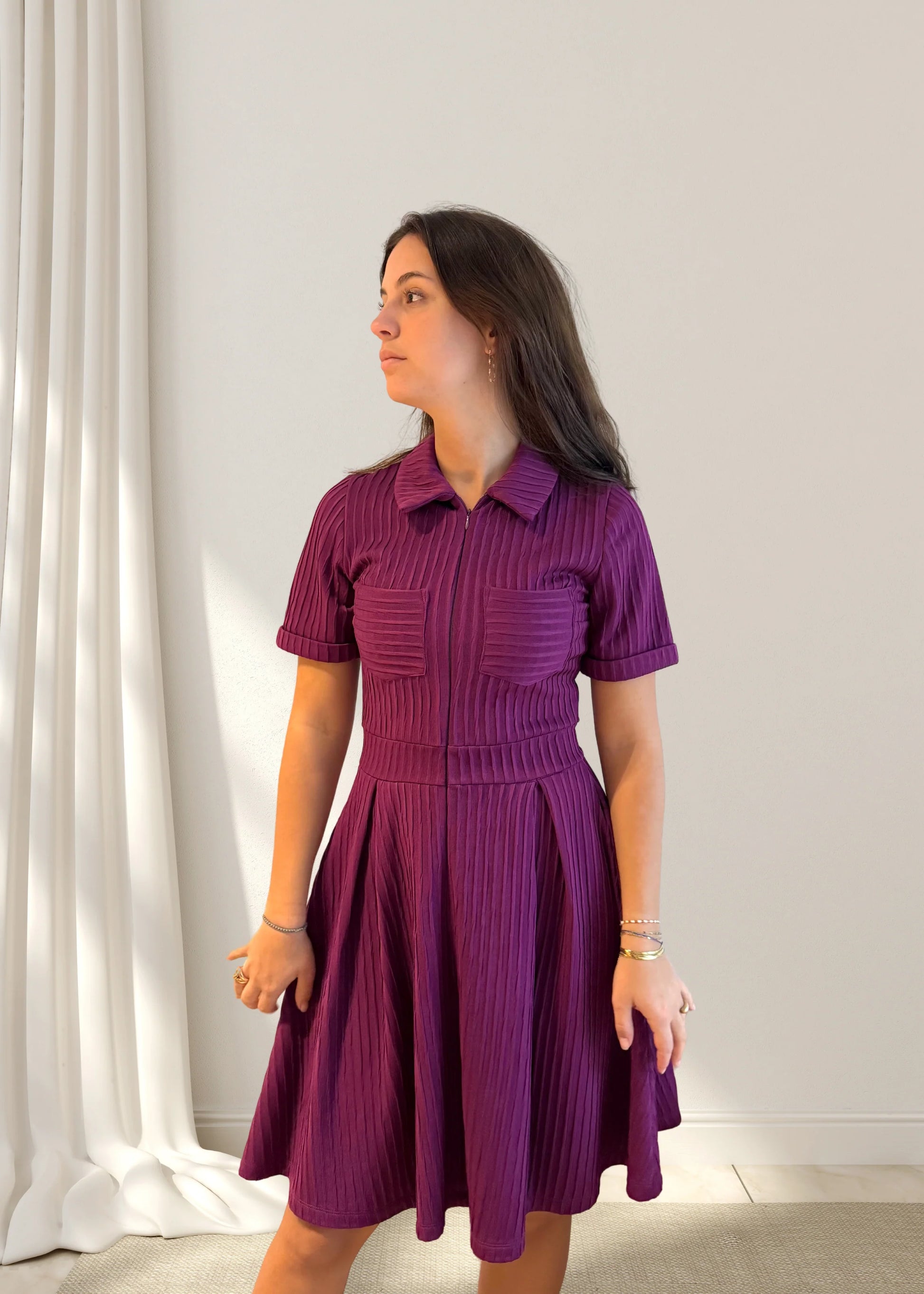 Robe mauve évasée à pinces et poches appliquées - Mila