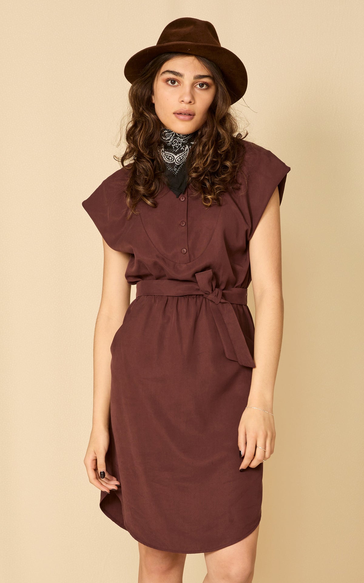 cokluch-robe-pinklotus-shiraz-ah2223