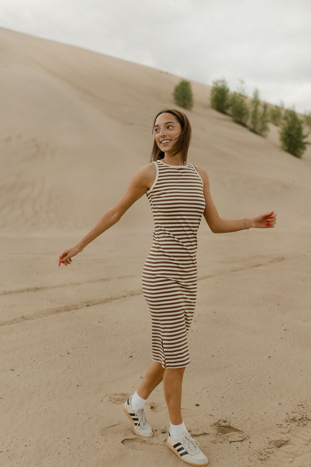 Robe midi côtelée à rayures