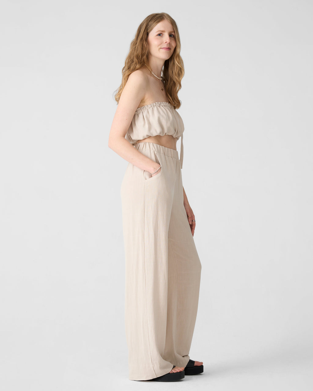 Pantalon sable ample et fluide en lin