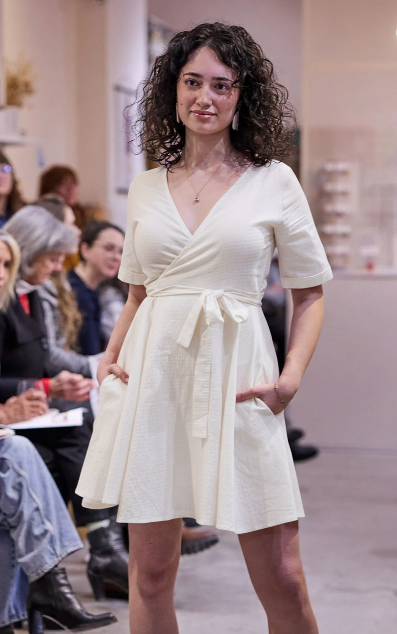 Robe blanche cache coeur - Laura