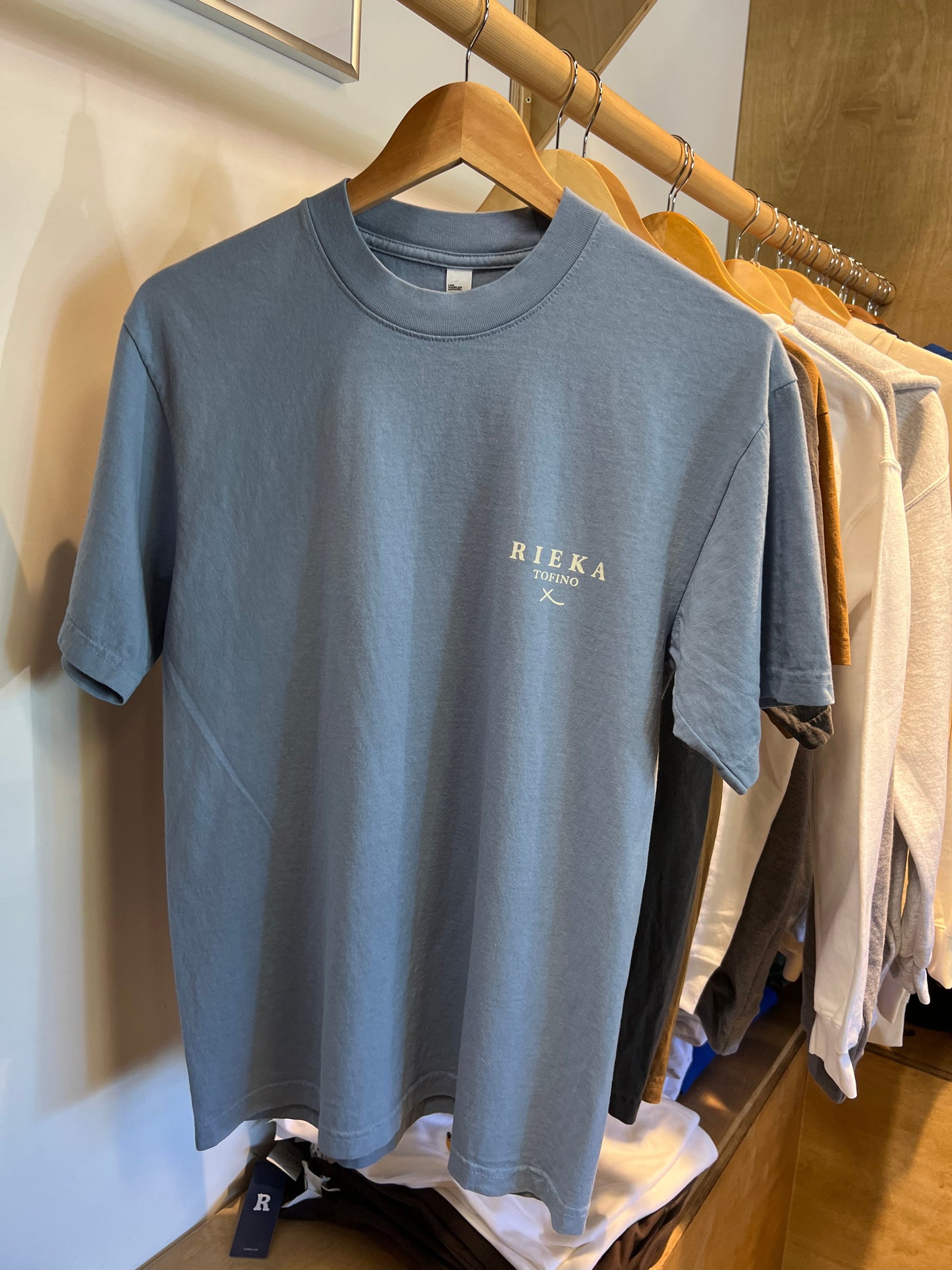 Rieka pray t-shirt