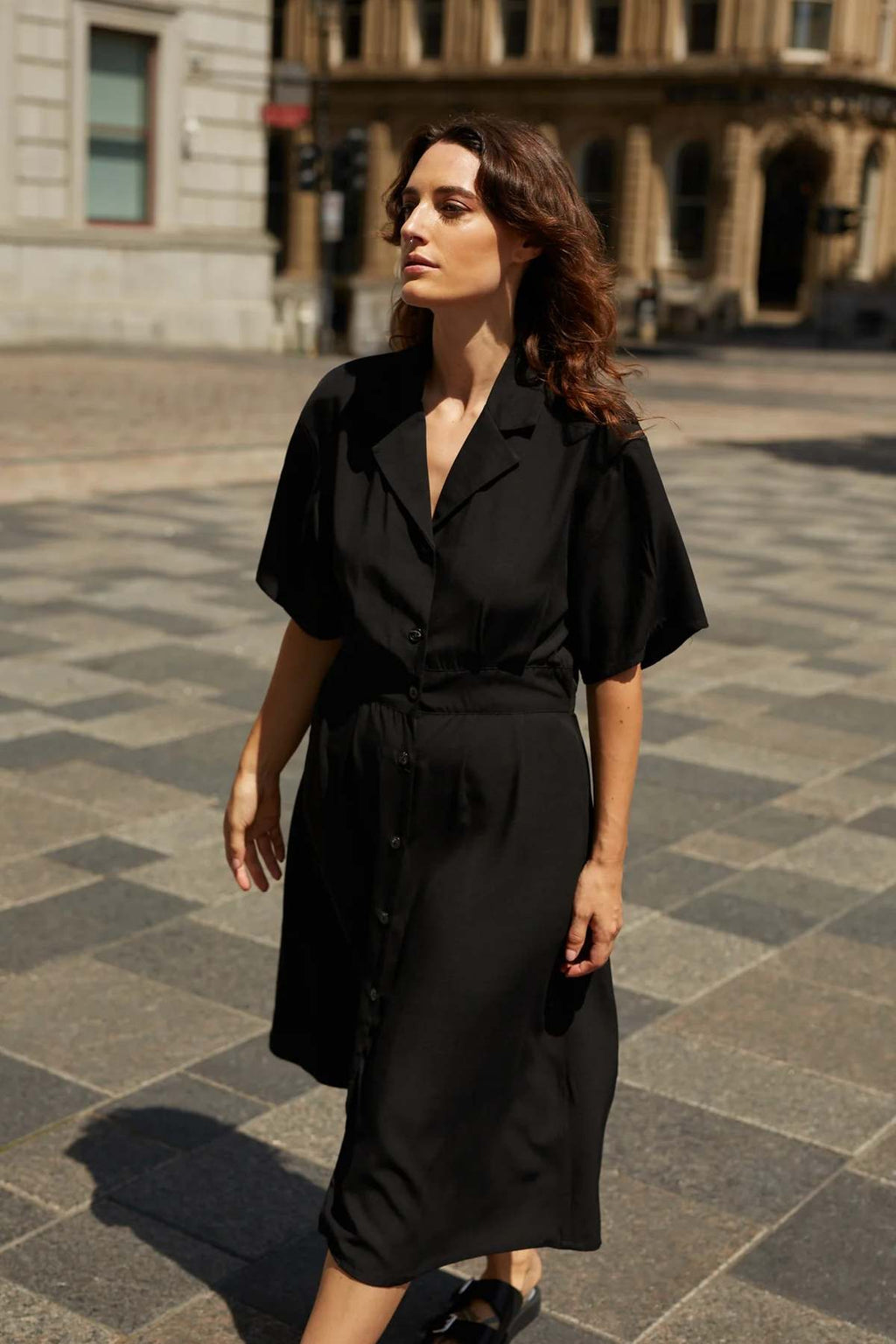 Robe Athens noir